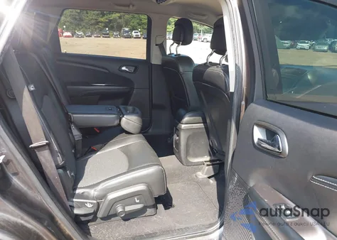 2017 Dodge Journey Crossroad Plus z USA, uszkodzony, nr VIN 3C4PDCGB0HT684980